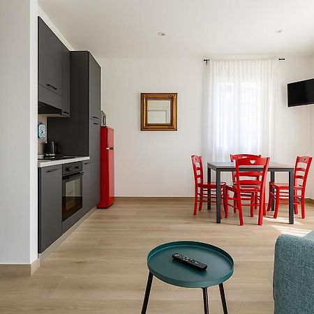 Le Belle Maison Peschiera del Garda Exteriör bild